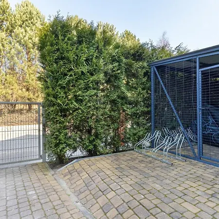 Liliowa Seaside By Renters アパート デンプキ