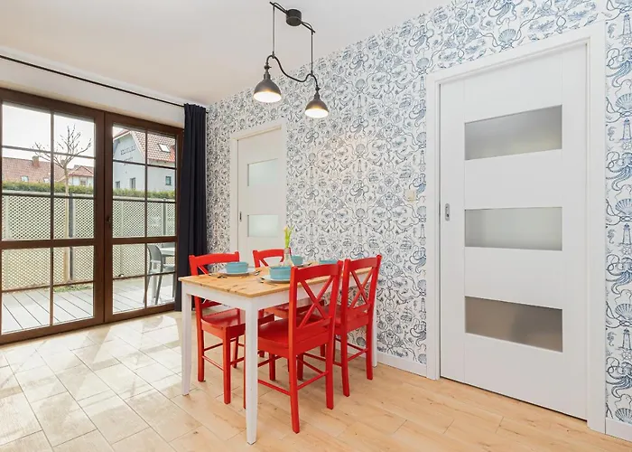 Liliowa Seaside By Renters Apartman *